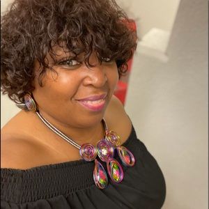 Meet your Posher, Vickie